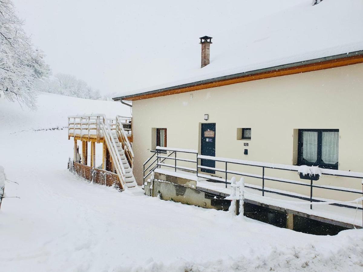 Le Lodge Du Pichat Sainte-Helene-du-Lac Luaran gambar