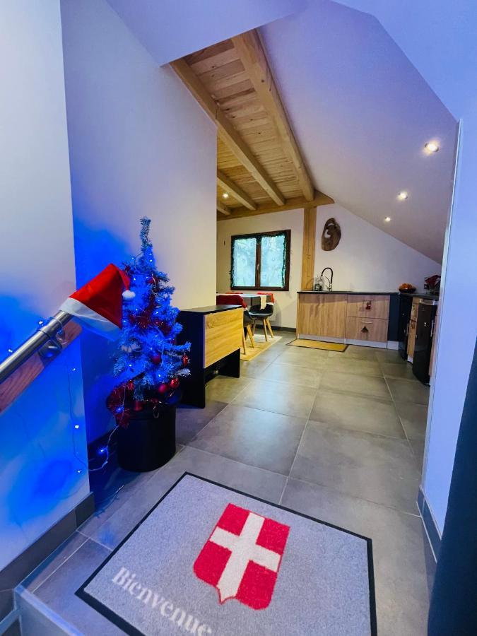 Le Lodge Du Pichat Sainte-Helene-du-Lac Luaran gambar